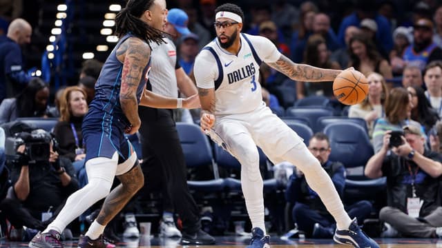 Brett Siegel Clarifies That Warriors Have No Interest in a Anthony Davis Trade This Season