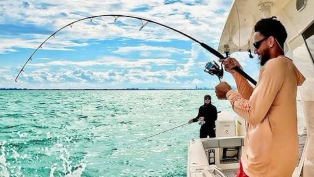 Ben Simmons’ Fishing Technique Shows That He Shot With the Wrong Hand