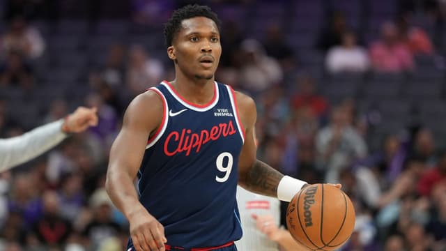 Saddiq Bey, Jordan Hawkins Linked to Pelicans’ Potential Bennedict Mathurin Move