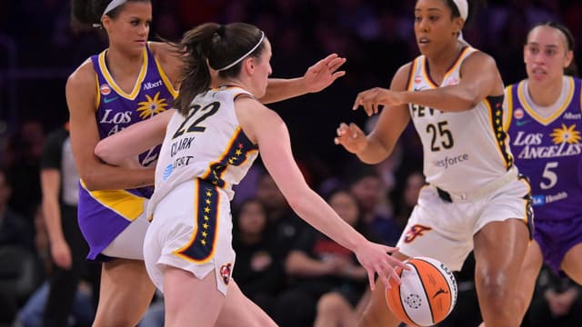 Fever Narrowly Beat Sparks 87-78