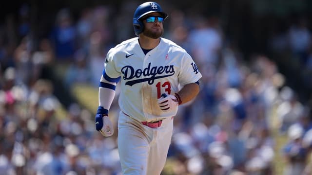 Dave Roberts Gives Positive Max Muncy Injury Update Before Rockies Series