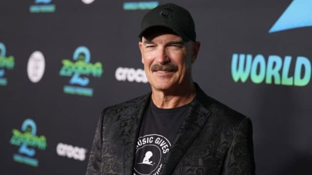 Actor Patrick Warburton Named Straight Talk Wireless 500 Grand Marshal at Phoenix Raceway