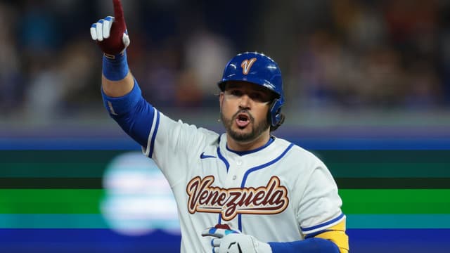 Eugenio Suarez Gives Emotionally Charged Interview After Epic WBC Semifinal Win Over Italy