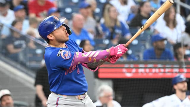 Francisco Alvarez and Luis Torrens Homer in Mets’ Shutout Win Over Blue Jays