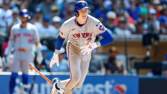 Carlos Mendoza Hails Carson Benge After Incredible Outing Against Padres