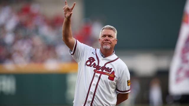 Braves Legend Chipper Jones Has Heartfelt Interaction With Fan on Social Media