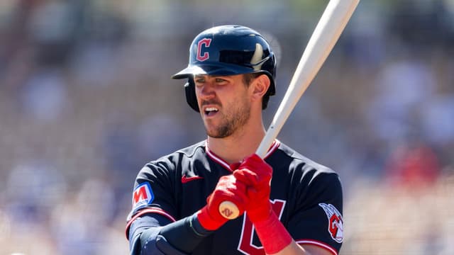 Guardians Trade Nolan Jones To White Sox