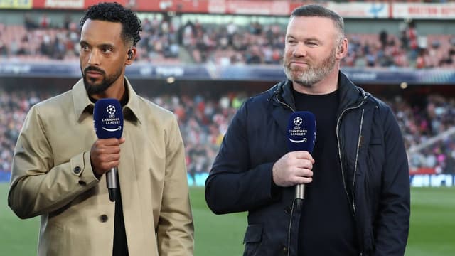 Theo Walcott Defends Arsenal Players Against Wayne Rooney’s Criticism After Atletico Win