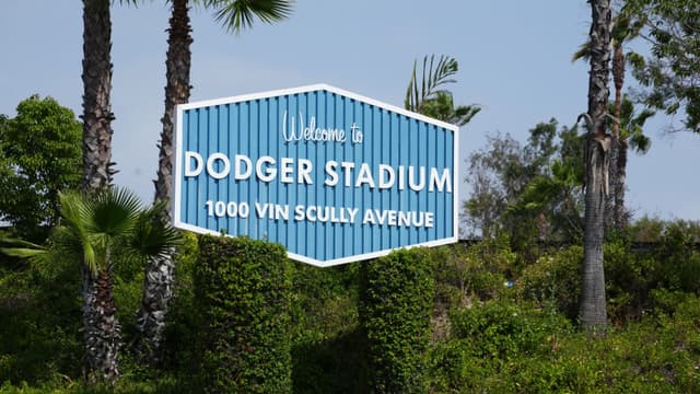 Dodgers Agree to Deal With Japanese Giant Uniqlo as Official Field Presenting Partner