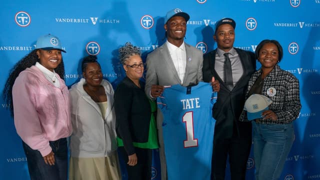 Carnell Tate Signs $51.1M Deal as Arvell Reese Remains Unsigned