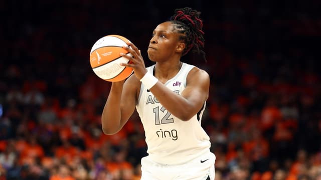 Chelsea Gray Signs Massive 3-Year Extension With Aces Reportedly Worth $3 Million+
