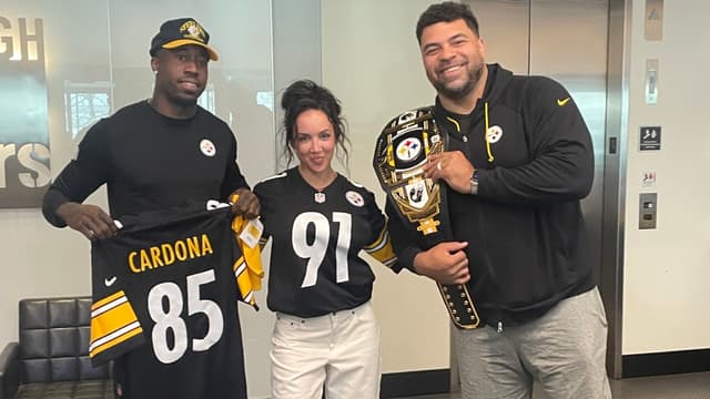 Chelsea Green Turns Pittsburgh Visit Into Steelers Field-Goal Moment
