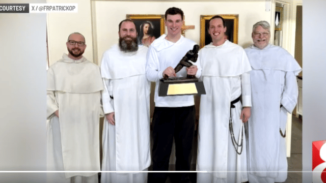 Fernando Mendoza Delivers Heisman Surprise to Priests in Humble Christmas Gesture