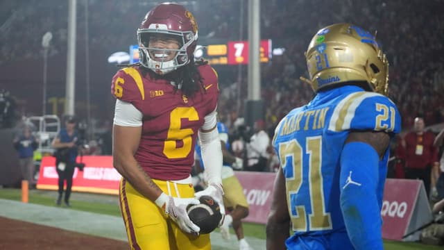 USC Wide Receiver Makai Lemon Wins 2025 Biletnikoff Award