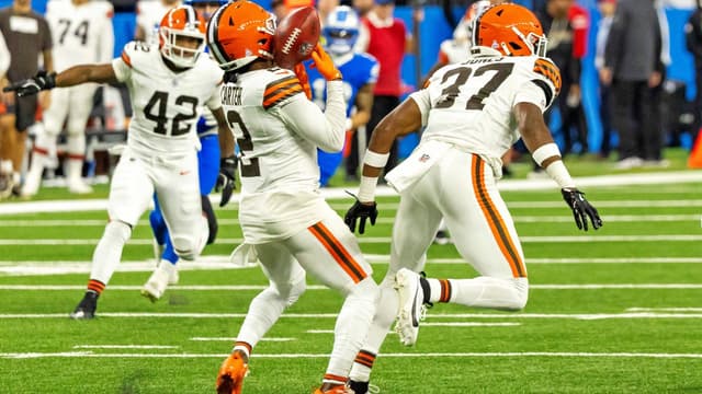 Auburn Offensive Lineman DeAndre Carter Entering Transfer Portal