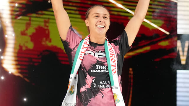 Joe Rogan Praises Dakota Ditcheva’s Power and Presence