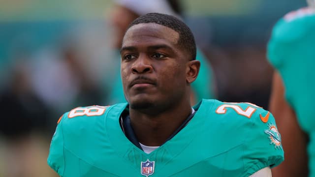 Dolphins Extend De'Von Achane With $68M Deal