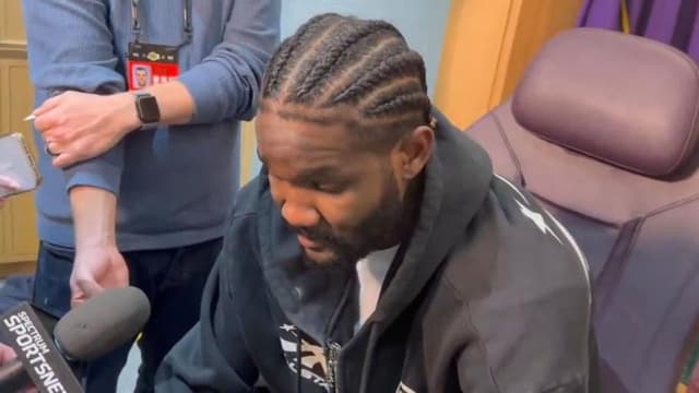 “That’s Greatness”: De’Andre Ayton Praises LeBron James’ Fit in Return From Injury