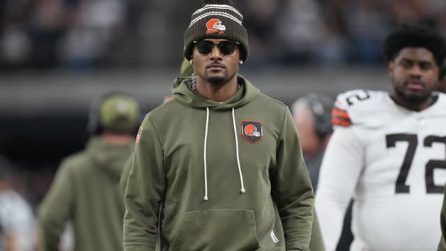 Analyst Says Cleveland Could Prefer Younger QBs Over Deshaun Watson