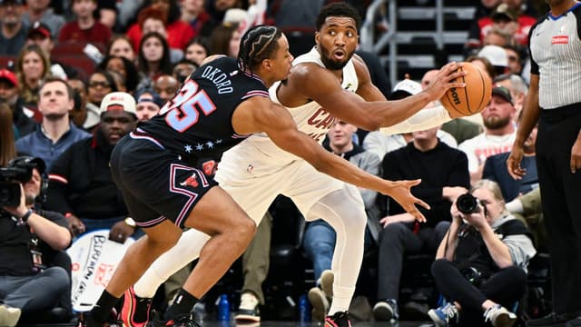 Cavaliers Lose vs. Bulls Despite Donovan Mitchell Scoring 32
