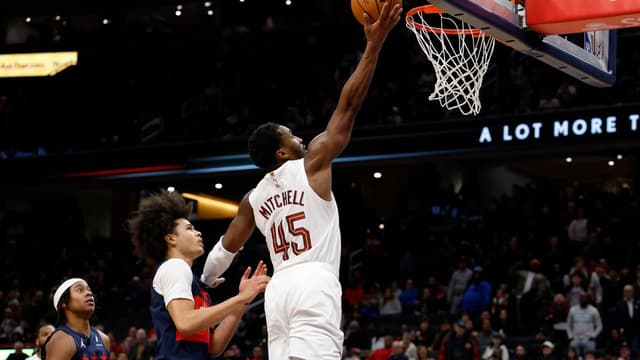 Donovan Mitchell Carries Cavaliers to Win vs. Wizards With 48-Point Game