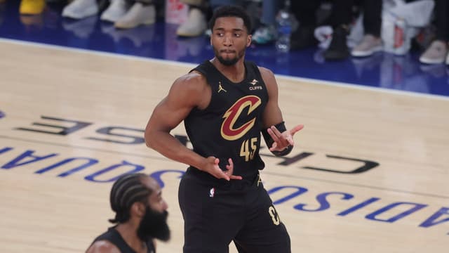 Cavs Take Narrow 2-Point Half Time Lead vs. Knicks in ECF Game 1
