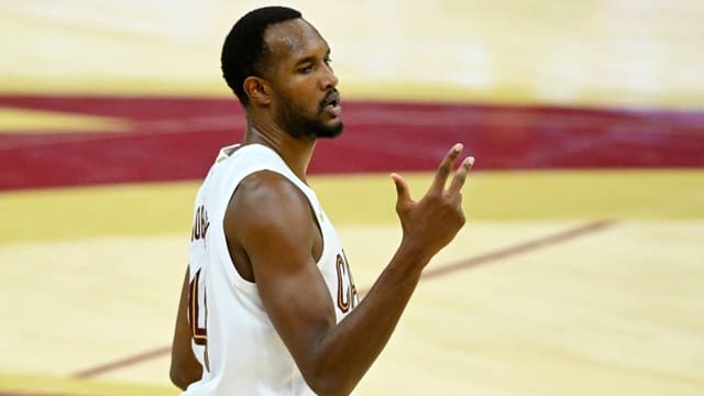 Cavaliers Suffer Injury Blow With Evan Mobley Our for 2–4 Weeks