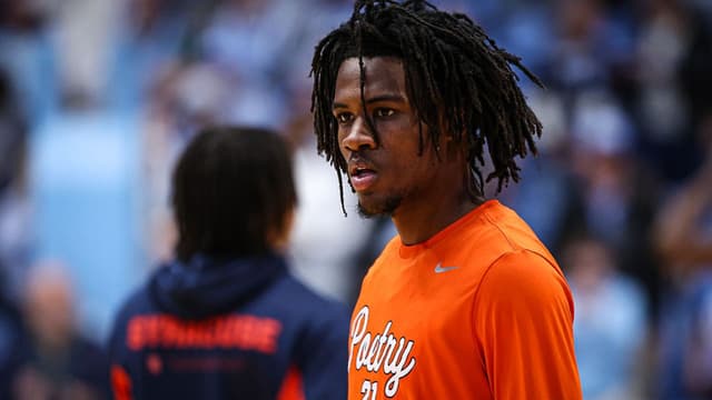 Calvin Russell Undergoes Achilles Surgery, Eyes Mid-to-Late Season Return