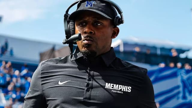 Texans Add Jay Simpson To Defensive Staff