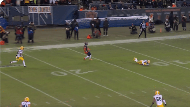 Fourth-Down Gamble Backfires for Bears After Interception