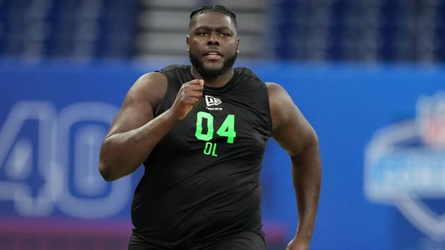 Philadelphia Eagles Sign Third-Round Offensive Tackle Markel Bell