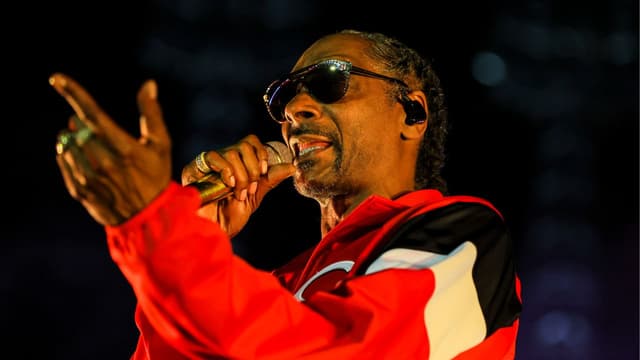 Snoop Dogg to Headline Netflix NFL Halftime Show on Christmas Day