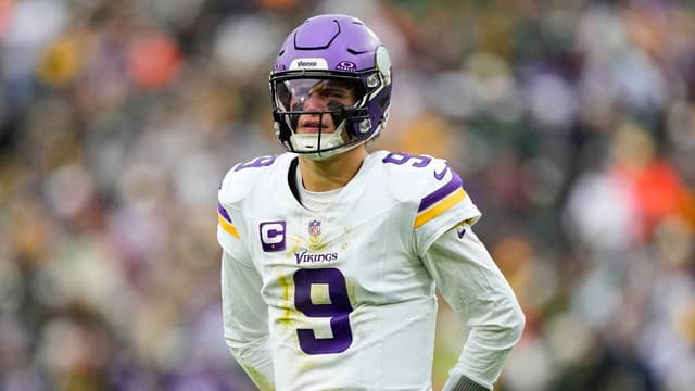 Minnesota Vikings Announce Six Inactives Ahead of Christmas Matchup vs.  Detroit Lions