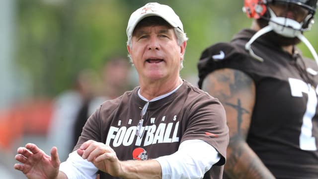 Falcons Hire Bill Callahan as Offensive Line Coach