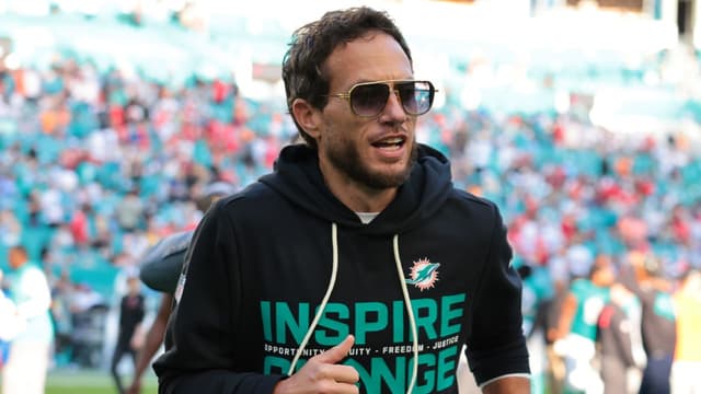 Chargers Hire Mike McDaniel as New Offensive Coordinator