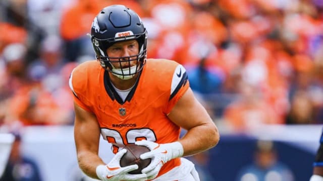 Broncos Re-Sign TE Adam Trautman To Three-Year Deal