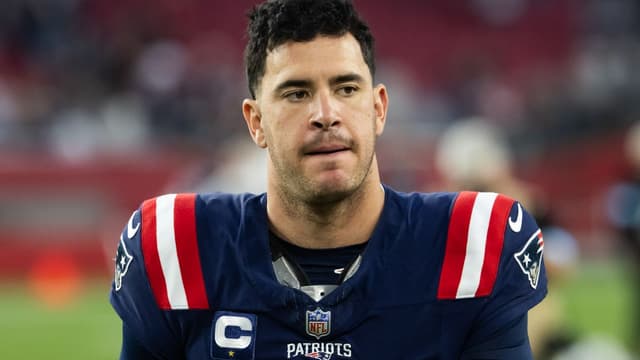 Rams Sign Two-Time Super Bowl Champion Joe Cardona