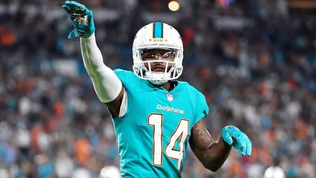 Jarvis Landry Eyes Dolphins Return, Says He’ll Be Ready Soon