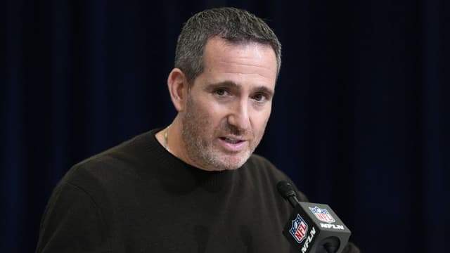Howie Roseman Explains Letting Jaelan Phillips Walk in Free Agency