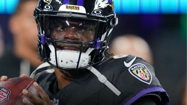 Charles Omenihu Says NFL Has “Figured Out” Lamar Jackson, Not Josh Allen