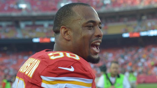 Derrick Johnson to Be Inducted Into Chiefs Hall of Fame This Season