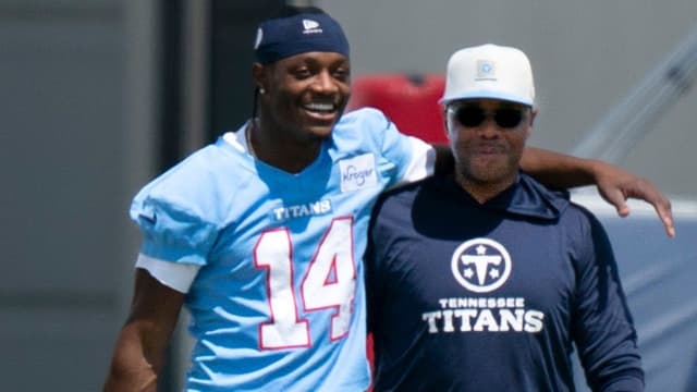 Cam Ward Predicts A Tremendous Rookie Season For Carnell Tate