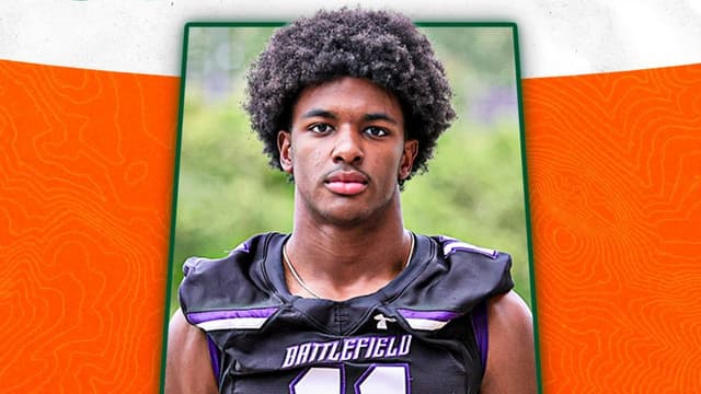 LB Noah Glover Makes It Official With The Miami Hurricanes