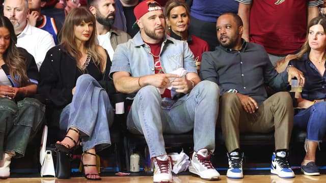 Taylor Swift’s Courtside Seat From Cavs Game Heads to Auction