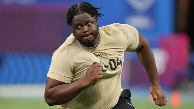 Dolphins Sign All-UFL Tackle Gottlieb Ayedze