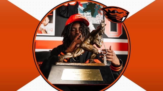 Versatile DB Johnny McNeil Commits to Oregon State