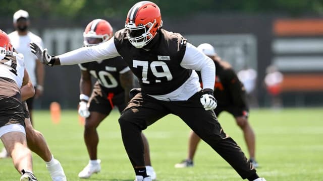 Mary Kay Cabot: Browns Will Find a Spot for Dawand Jones