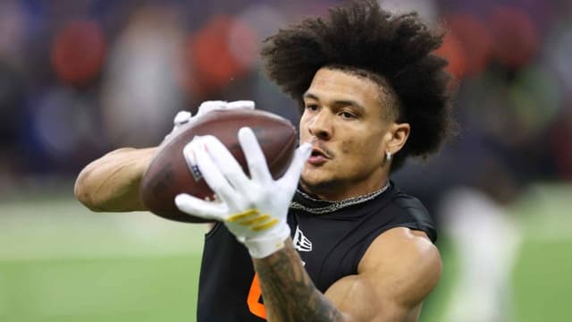 Mary Kay Cabot Names Browns' Surest-Handed Receivers