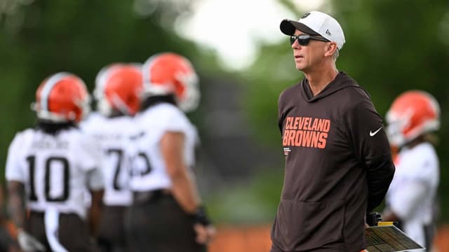 Joe Thomas Says Browns Defense Faces Biggest Test After Myles Garrett Trade