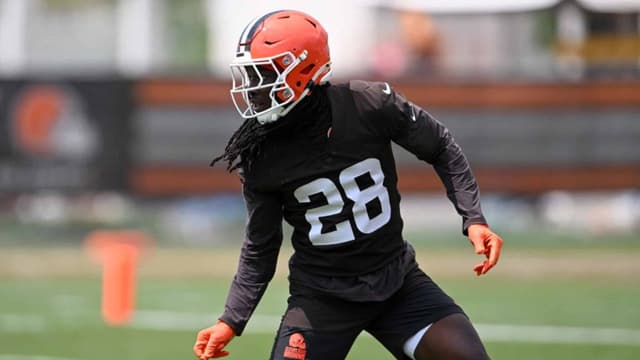 Ephraim Banda Raves About Browns Rookie Emmanuel McNeil-Warren